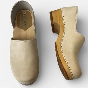 Sandgrens Brett Low Closed Back Clog Women US 8 - 8.5 EU 39 in Sand